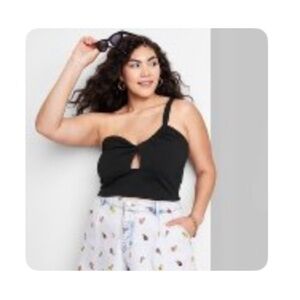 One Shoulder Keyhole Crop Top - Asymmetrical Shirt - One Strap